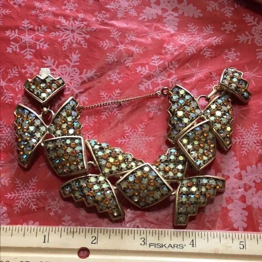 Vintage 50’ s Aurora borealis glass butterfly bracelet